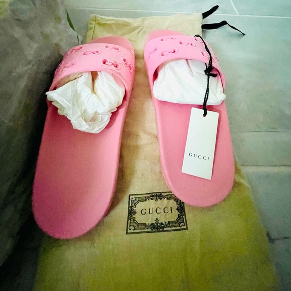 New authentic Gucci rubber slides. Size 8. Made in Italy. Rose- pink. - Picture 3 of 7